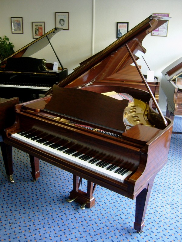 Steinway_Model_M