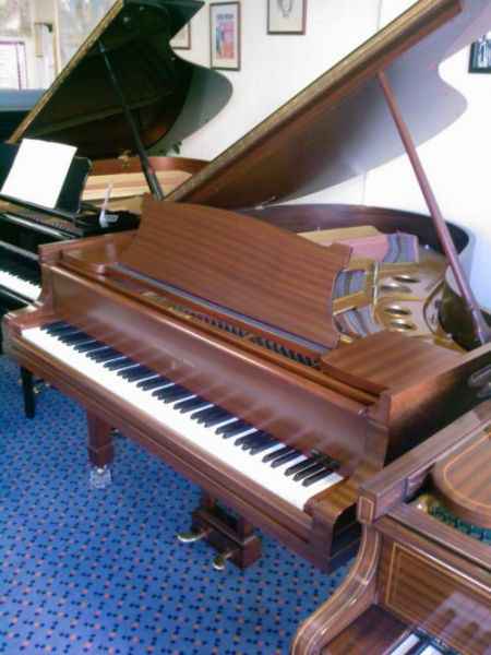 Steinway model O - dealers in Steinway grand pianos baby grand pianos, Fazioli, Bosendorfer, Bechstein, Bluthner, Yamaha