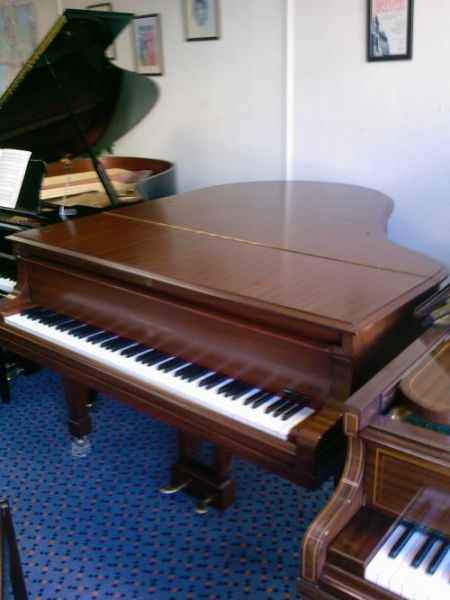 Steinway model O - dealers in Steinway grand pianos baby grand pianos, Fazioli, Bosendorfer, Bechstein, Bluthner, Yamaha