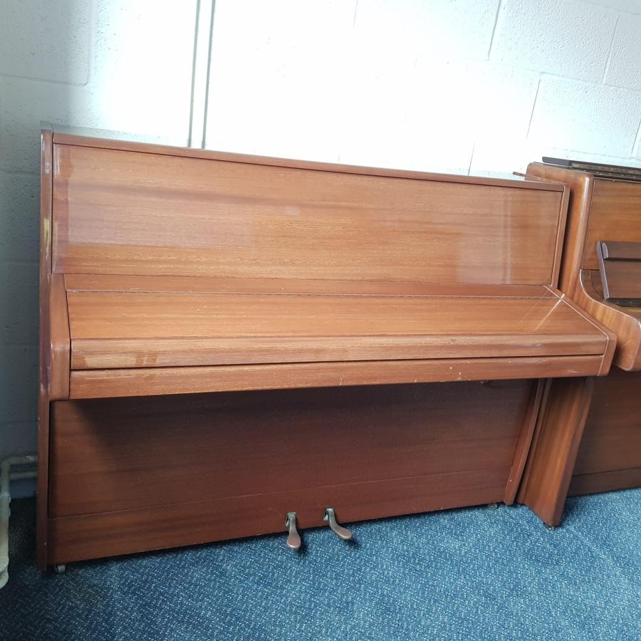 Knight K20 upright Piano in Mahogany – Gallery image – Roberts Pianos Oxford