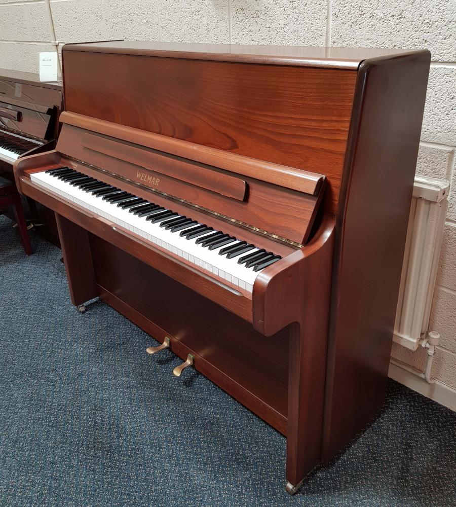 Welmar upright Piano in mahogany – Gallery image – Roberts Pianos Oxford