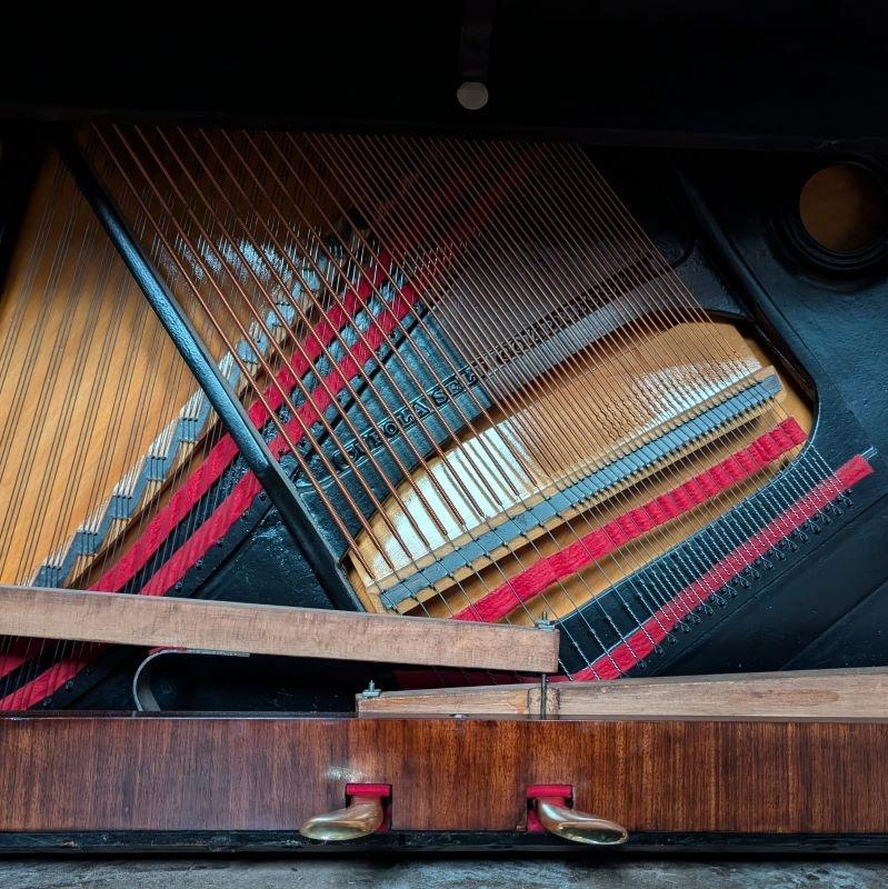 Steinway K upright Piano in Rosewood – Gallery image – Roberts Pianos Oxford