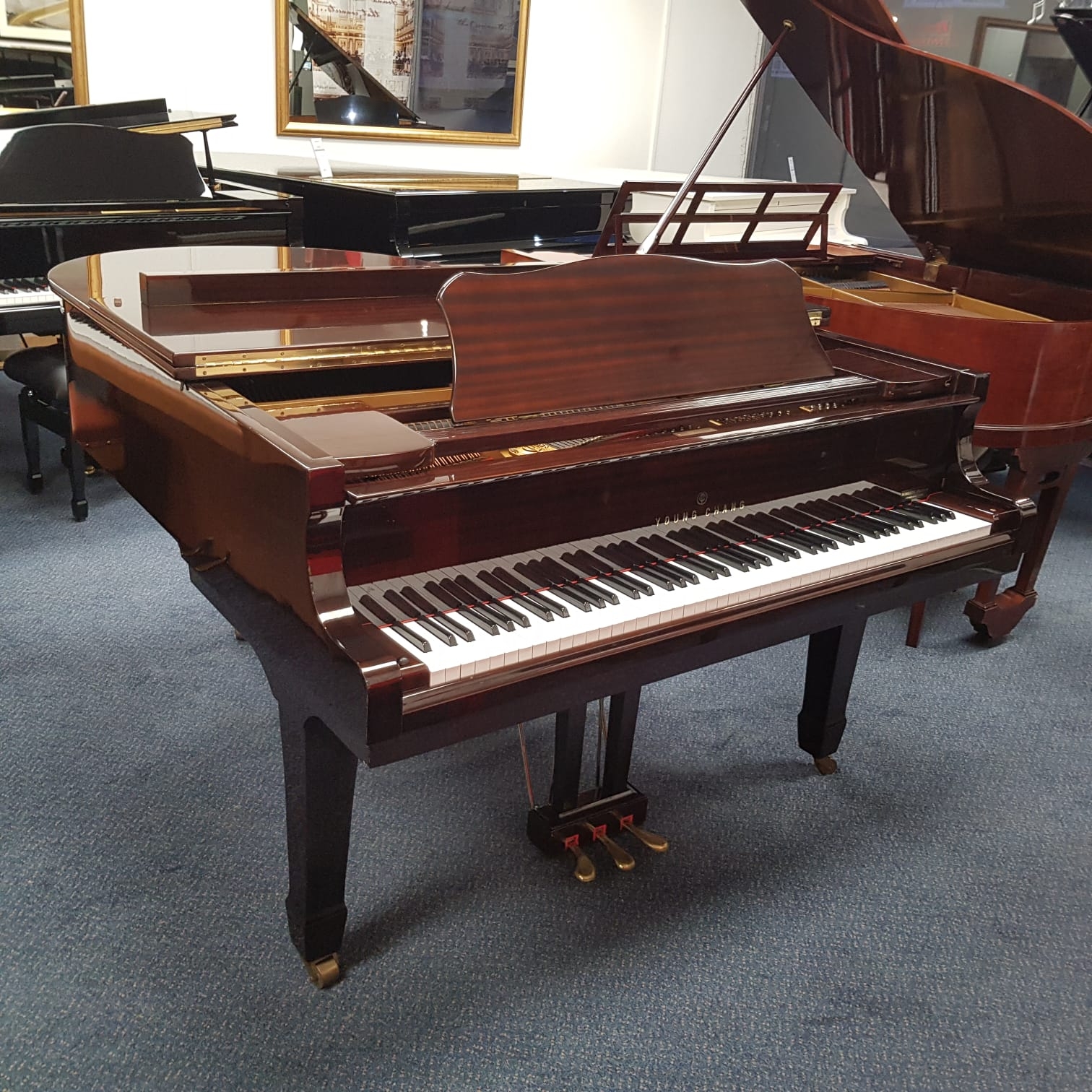 Young Chang G175 grand Piano in bright mahogany – Gallery image – Roberts Pianos Oxford