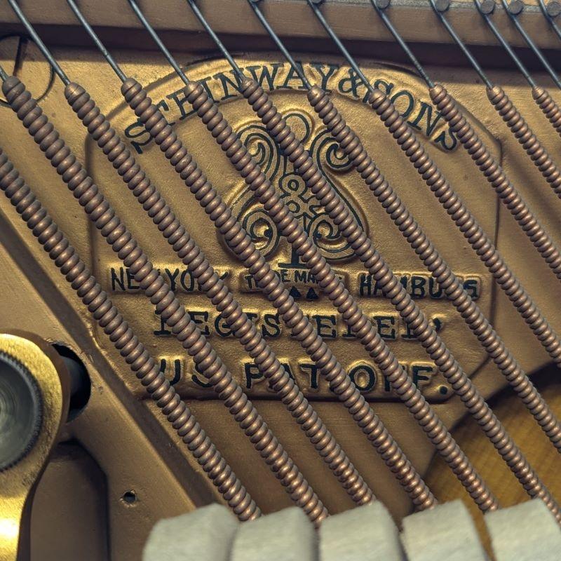 Steinway K upright Piano in mahogany – Gallery image – Roberts Pianos Oxford