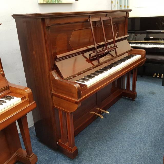 Kaps 135 upright Piano in mahogany/rosewood – Inventory thumbnail – Roberts Pianos Oxford