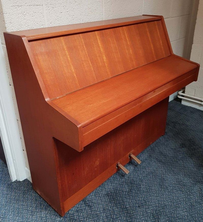 Kemble upright Piano in teak/walnut – Gallery image – Roberts Pianos Oxford