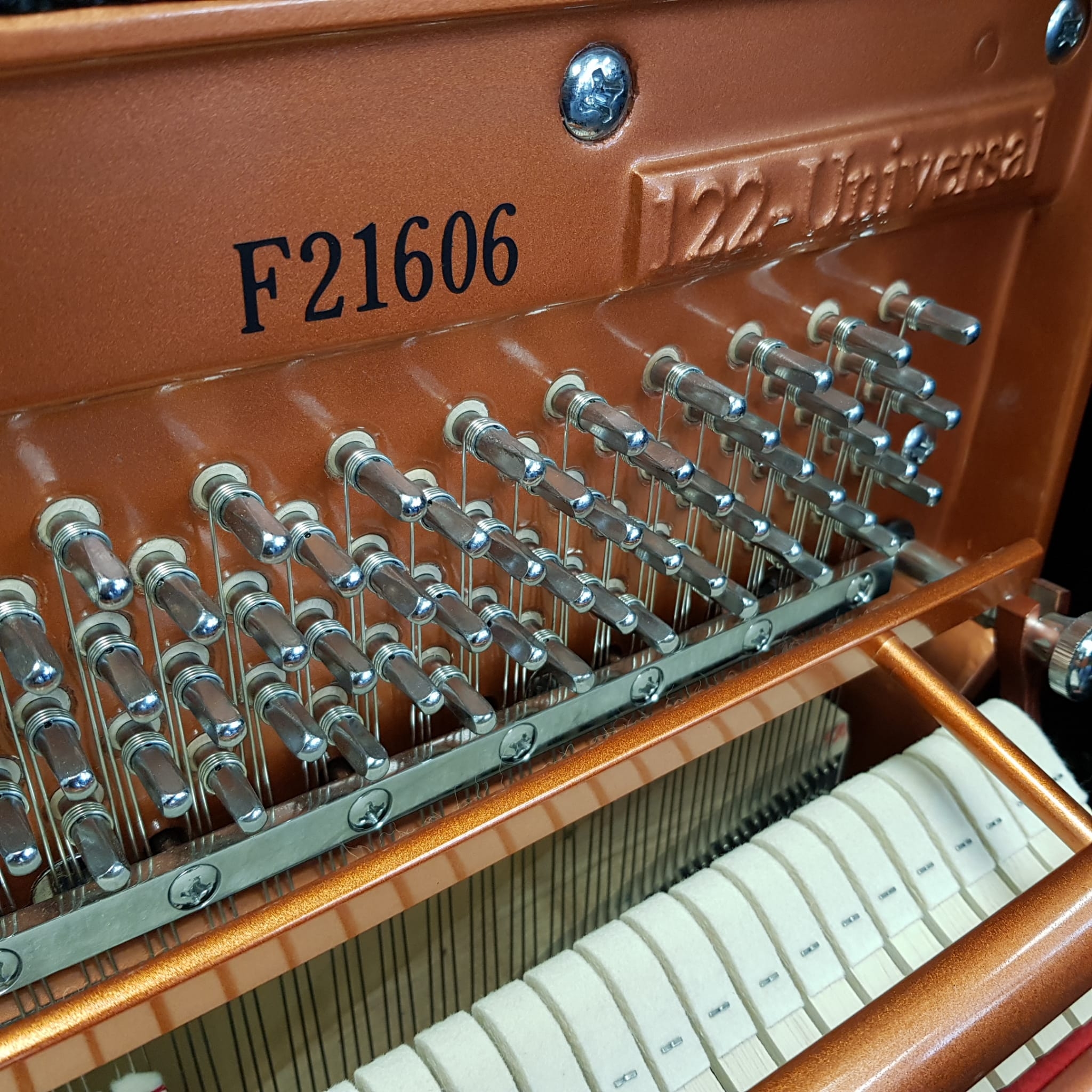 Feurich 122 Silent System