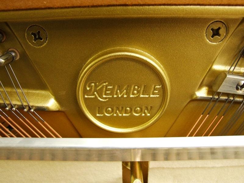 Kemble upright Piano in bright mahogany – Gallery image – Roberts Pianos Oxford