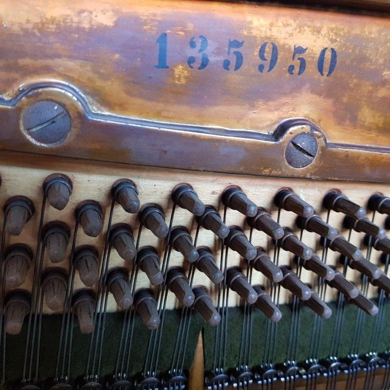 Bechstein 8 upright Piano in mahogany – Gallery image – Roberts Pianos Oxford