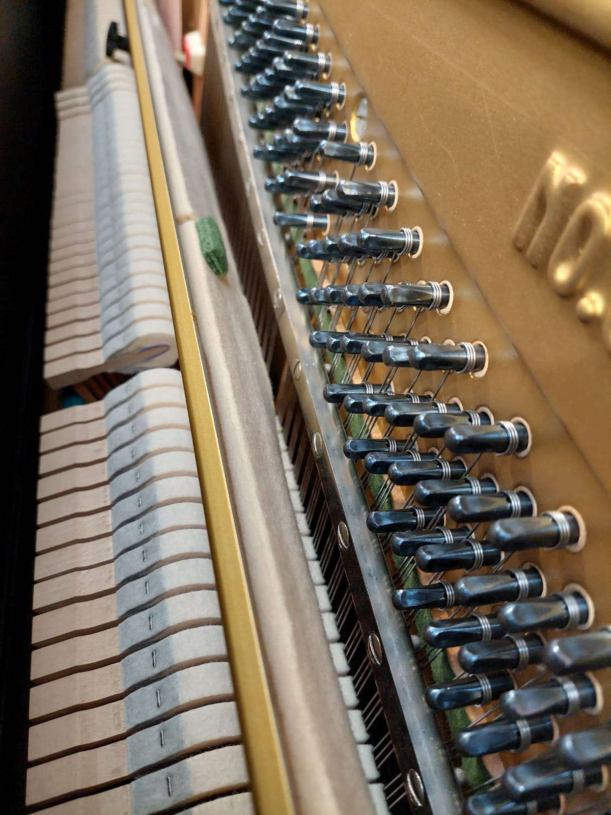 Yamaha U3H