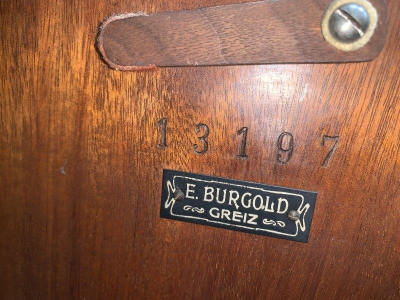 Steingraeber & Sohne 135 upright Piano in mahogany – Gallery image – Roberts Pianos Oxford