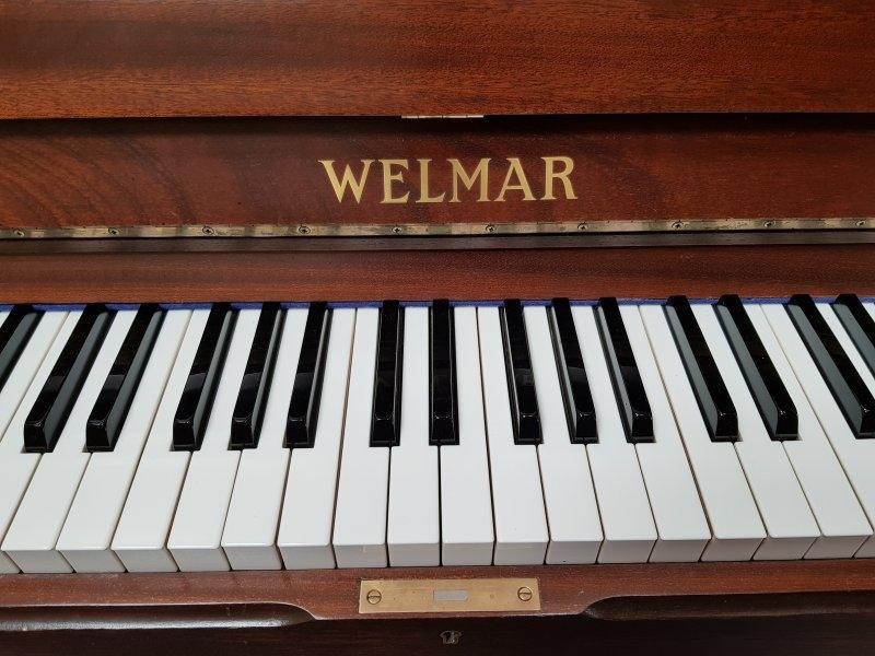 Welmar upright Piano in mahogany – Gallery image – Roberts Pianos Oxford