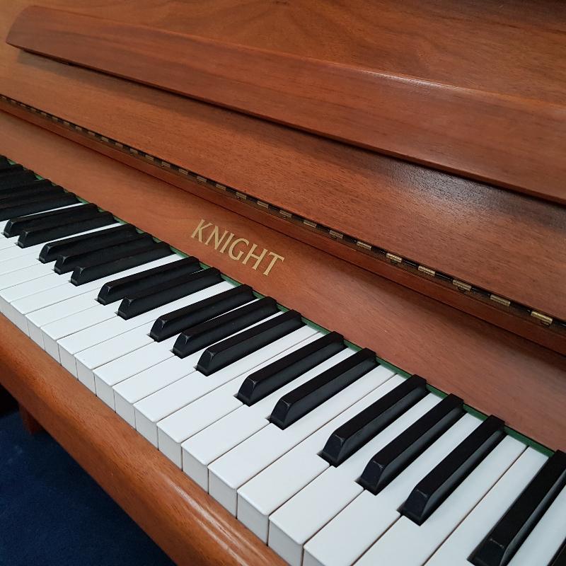 Knight K10 upright Piano in mahogany – Gallery image – Roberts Pianos Oxford