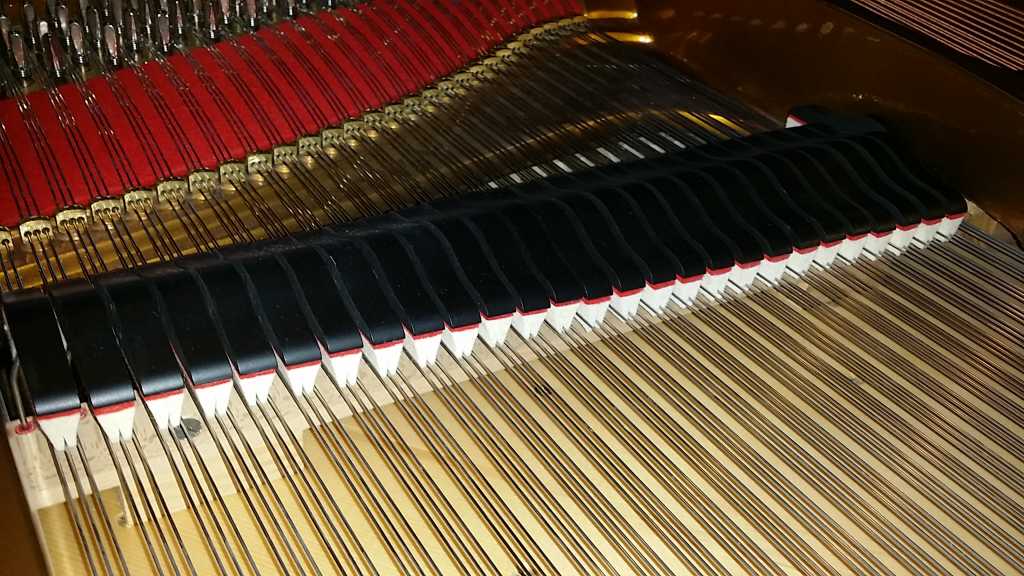 Grotrian Steinweg 275