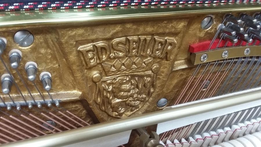 Seiler upright Piano in Black Polyester – Gallery image – Roberts Pianos Oxford