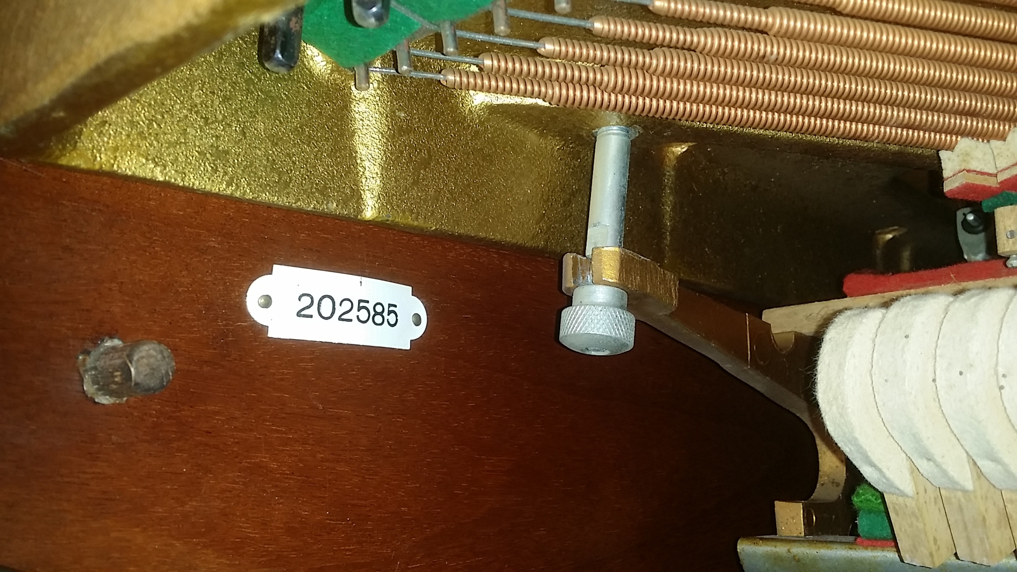 Kemble Compact