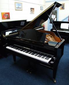 Bluthner Style IV grand Piano in bright black – Inventory thumbnail – Roberts Pianos Oxford