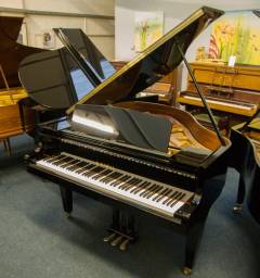 Kawai GM-10 grand Piano in black with brass fittings – Inventory thumbnail – Roberts Pianos Oxford