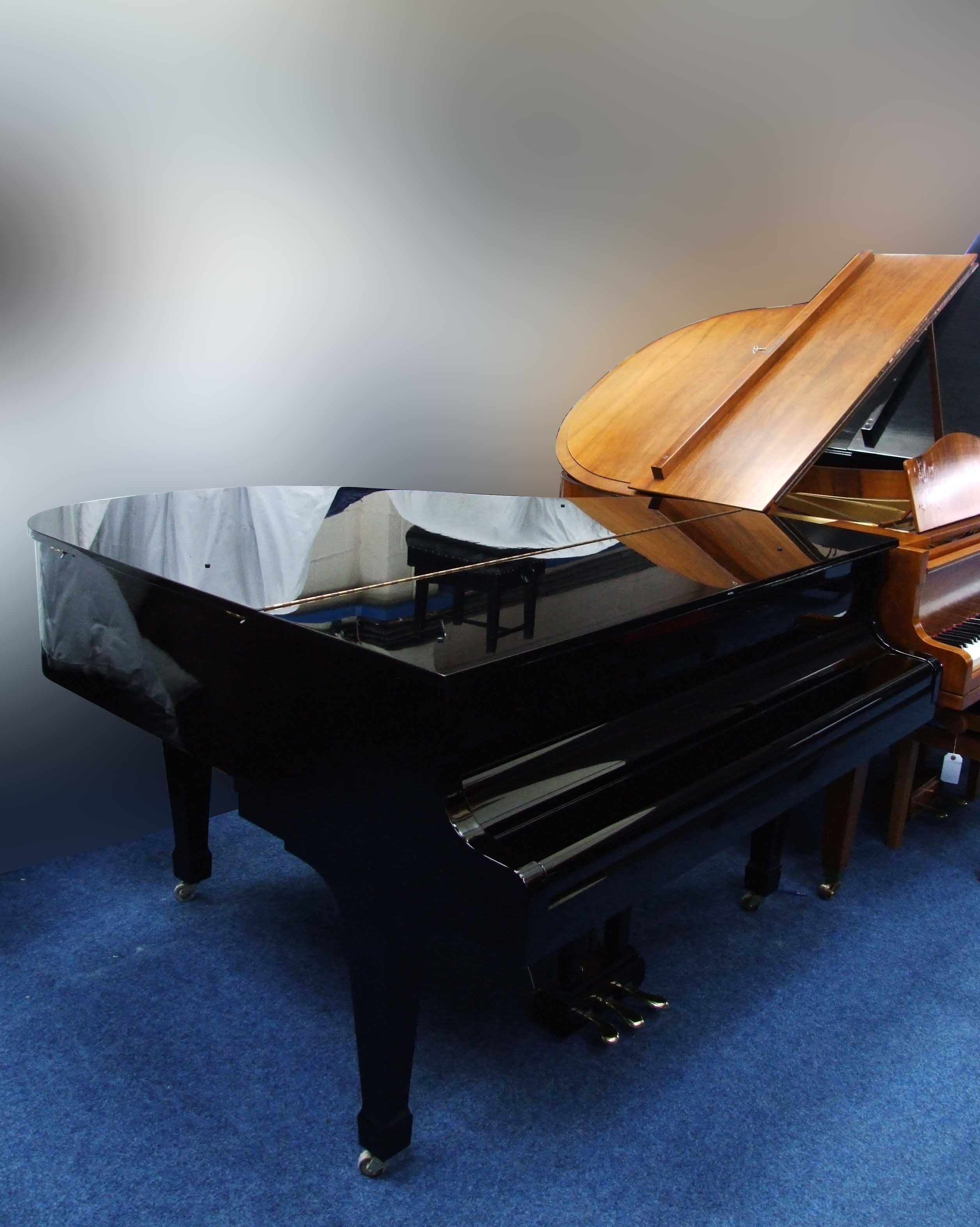 Kawai KG-1C