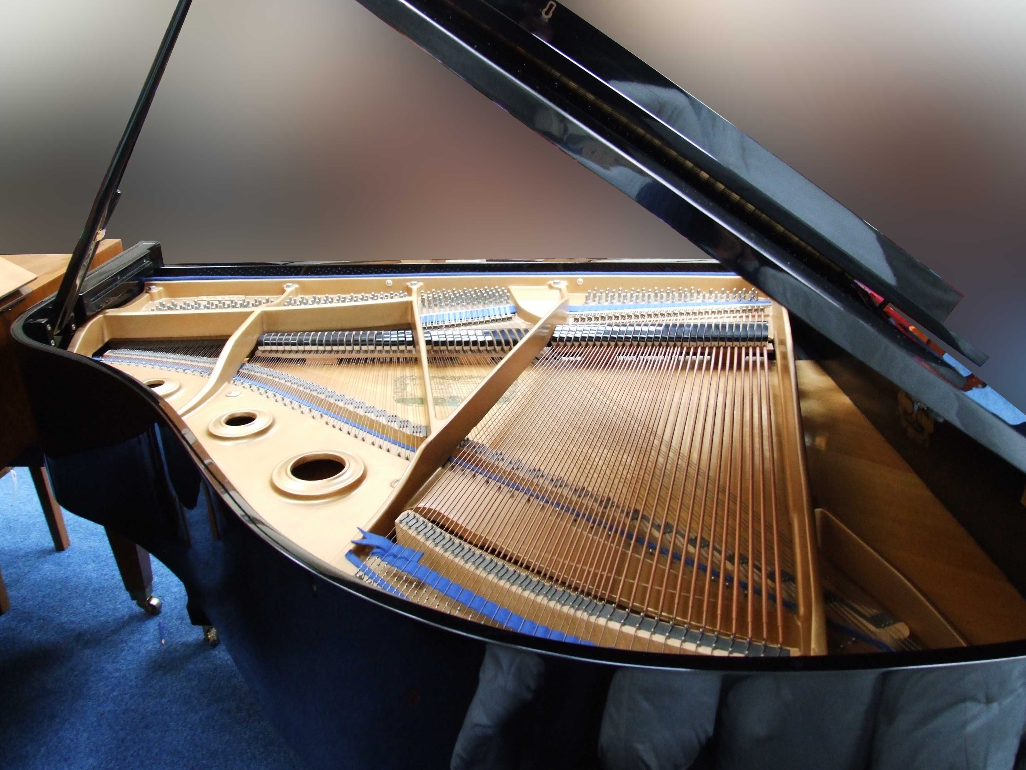 Kawai KG-1C