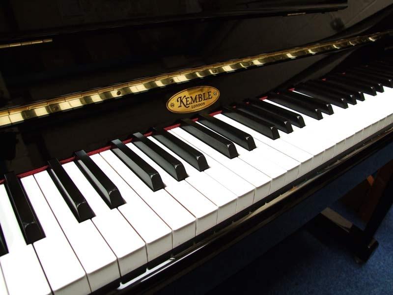 Kemble upright Piano in black polyester – Gallery image – Roberts Pianos Oxford