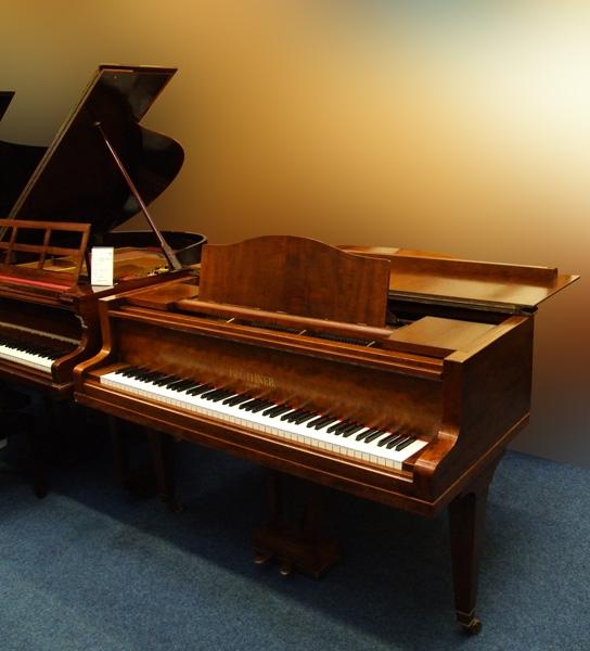 Bluthner IV grand Piano in mahogany – Gallery image – Roberts Pianos Oxford