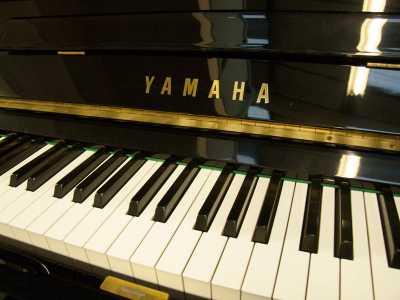 Yamaha U3M