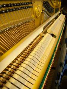 Yamaha U3M