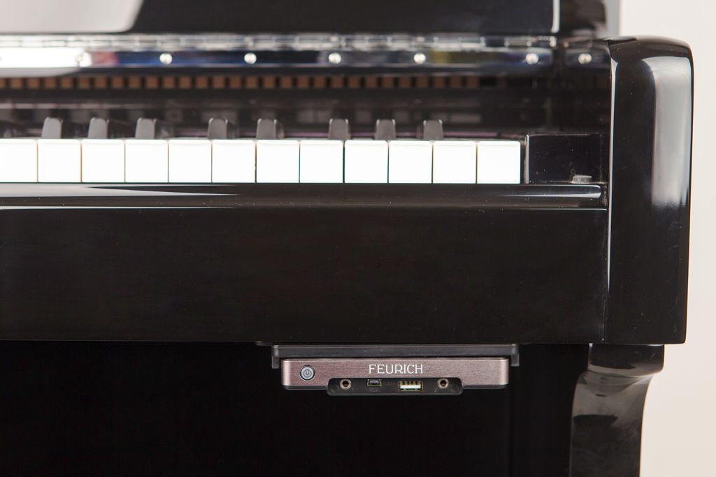 Feurich 122 Silent System sold
