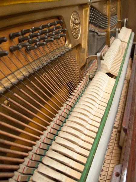 Grotrian Steinweg 125 upright Piano in mahogany – Gallery image – Roberts Pianos Oxford