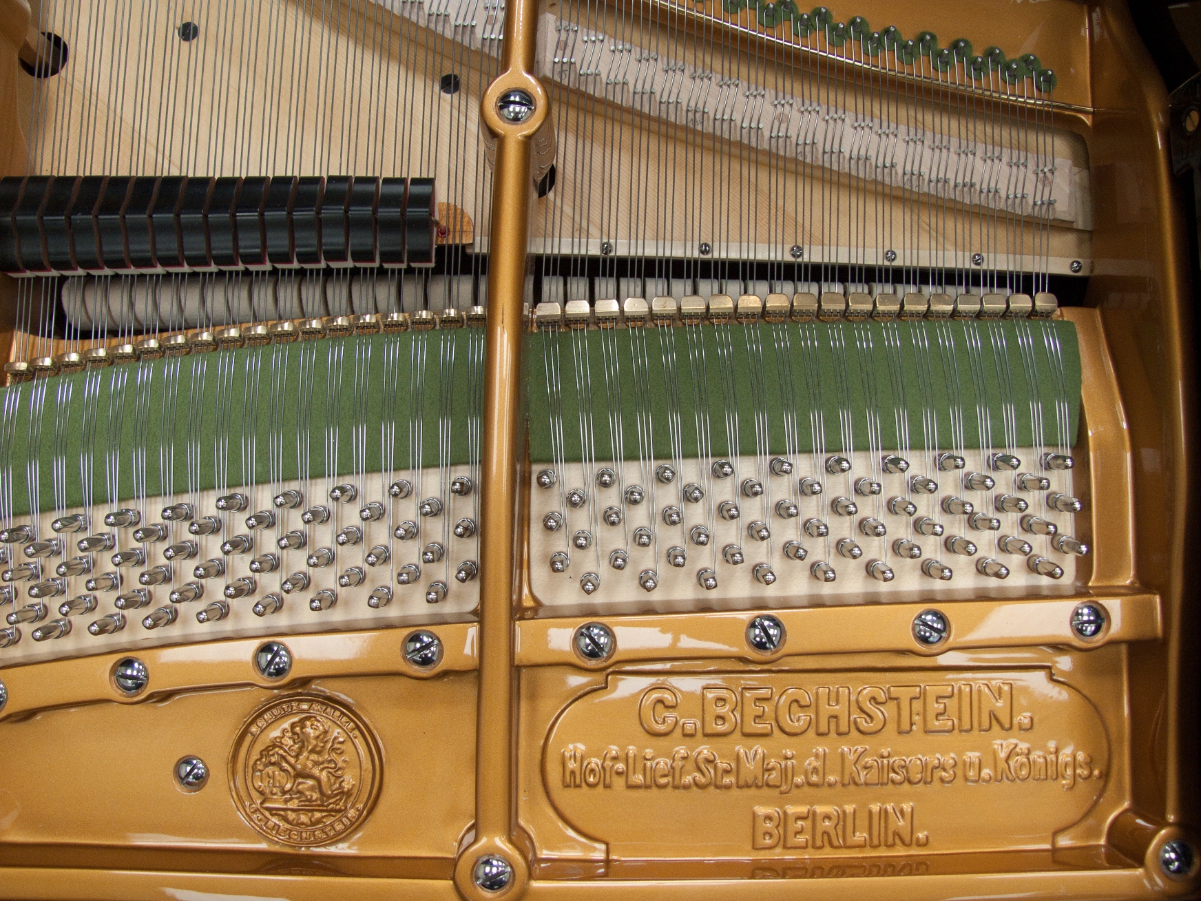 Bechstein model V
