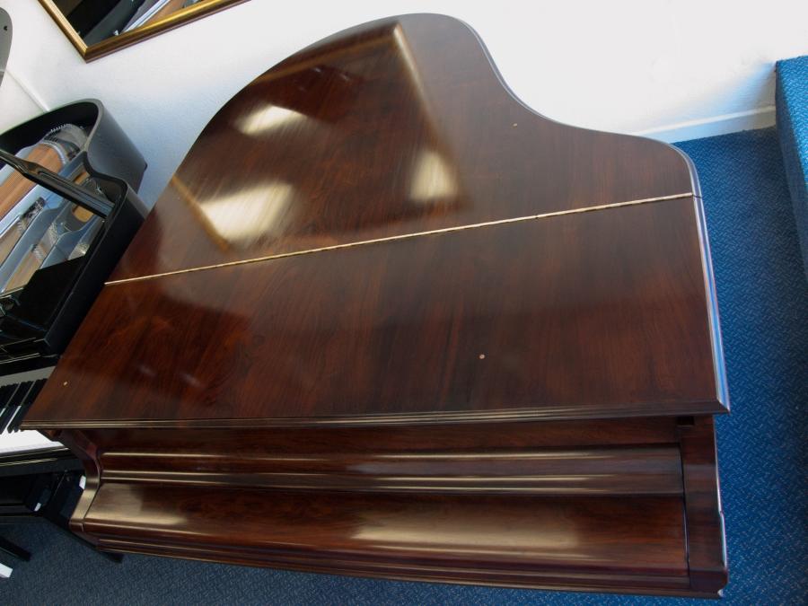Steinway O grand Piano in rosewood – Gallery image – Roberts Pianos Oxford