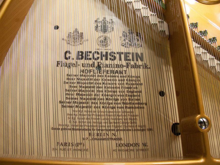 Bechstein V (B style) grand Piano in black polyester – Gallery image – Roberts Pianos Oxford