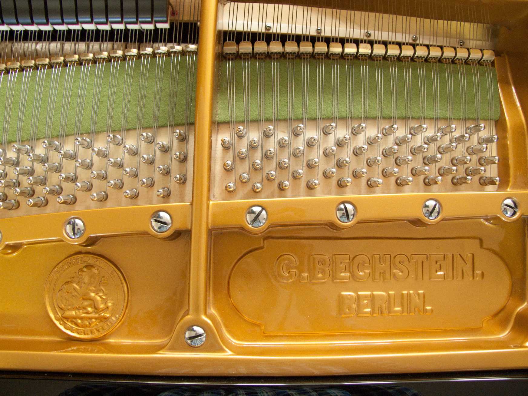 Bechstein V (B style)