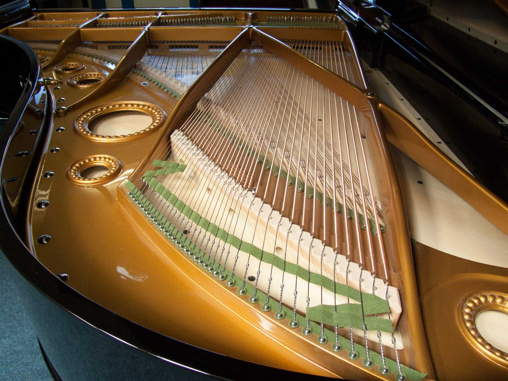 Bechstein V (B style)
