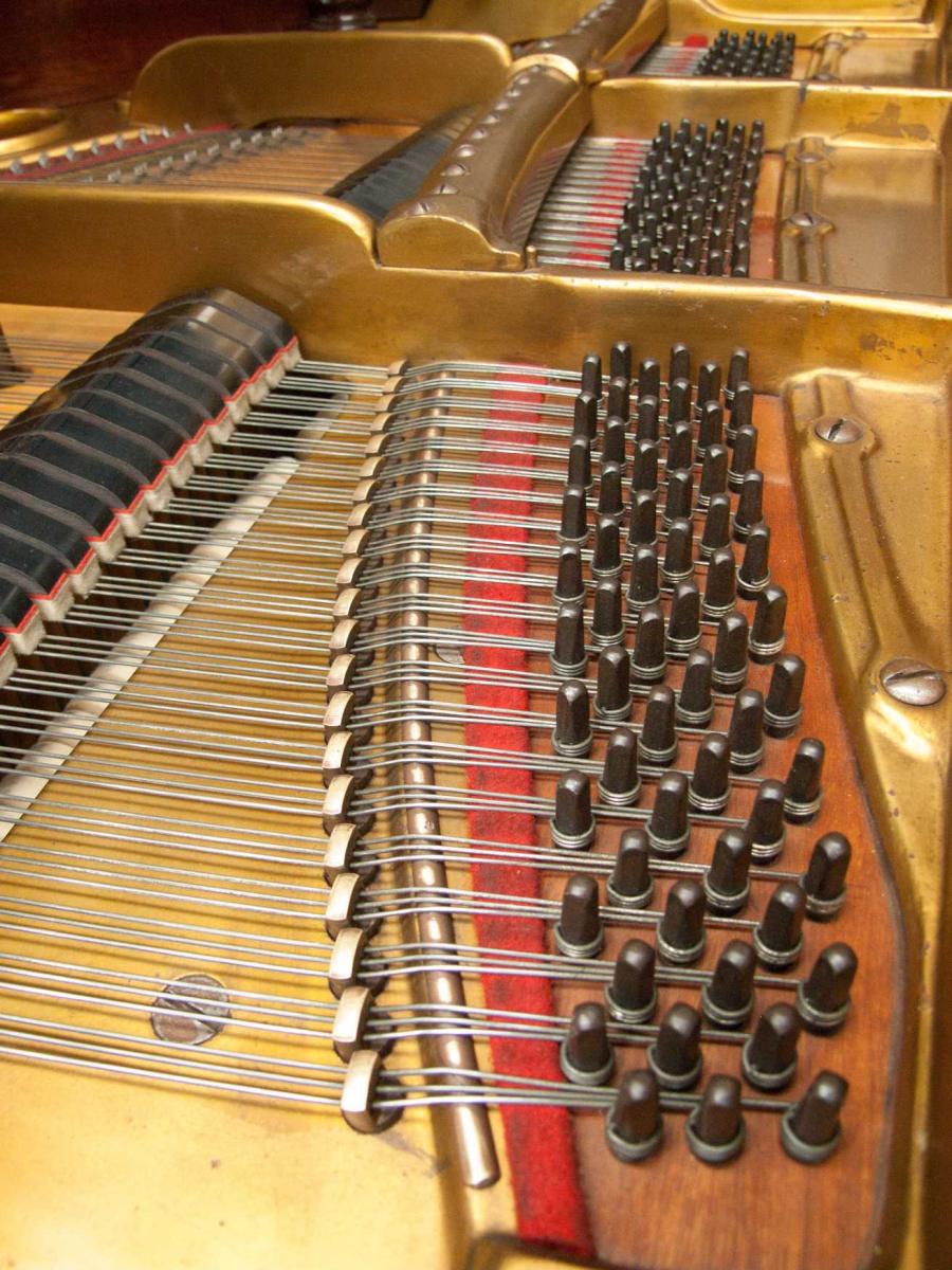 Bosendorfer 170 grand Piano in mahogany – Gallery image – Roberts Pianos Oxford