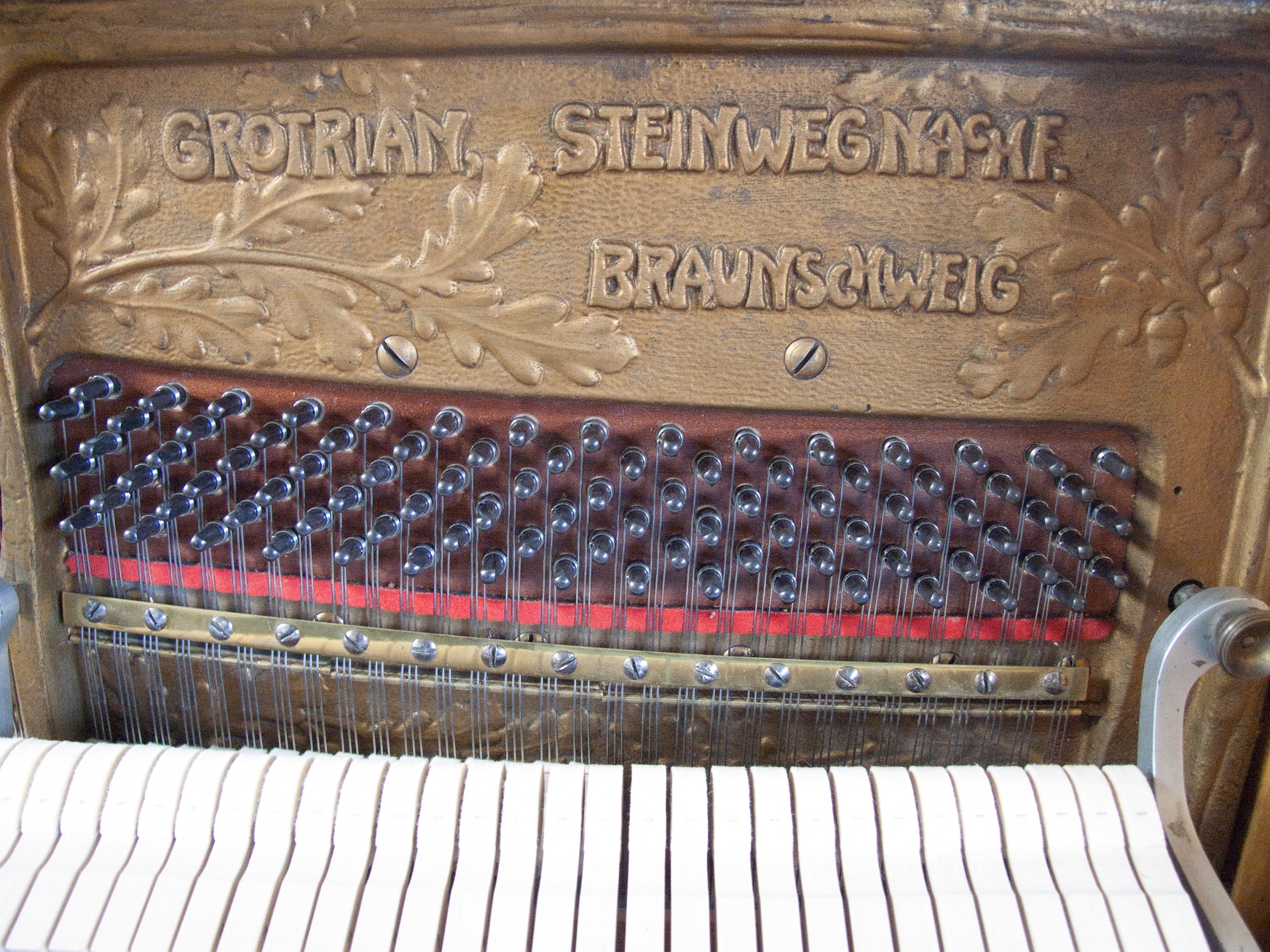 Grotrian Steinweg 128