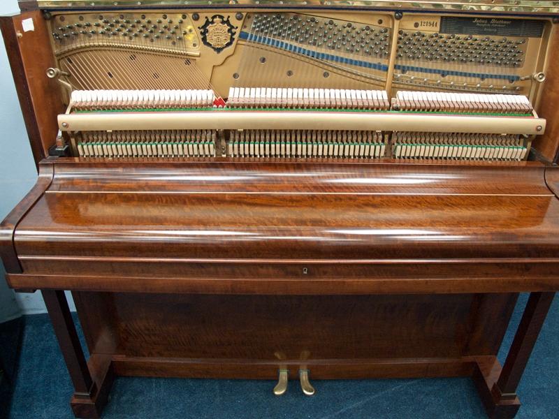 Bluthner upright Piano in mahogany – Gallery image – Roberts Pianos Oxford