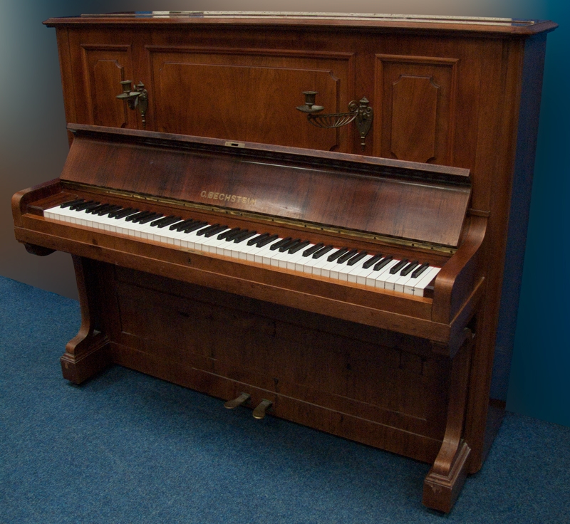 Bechstein model 8