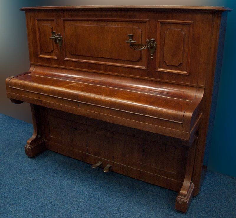 Bechstein model 8
