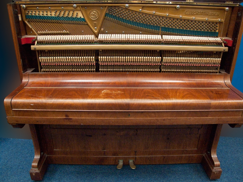 Bechstein model 8