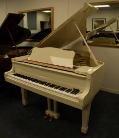 Yamaha G3E grand Piano in ivory/cream – Inventory thumbnail – Roberts Pianos Oxford
