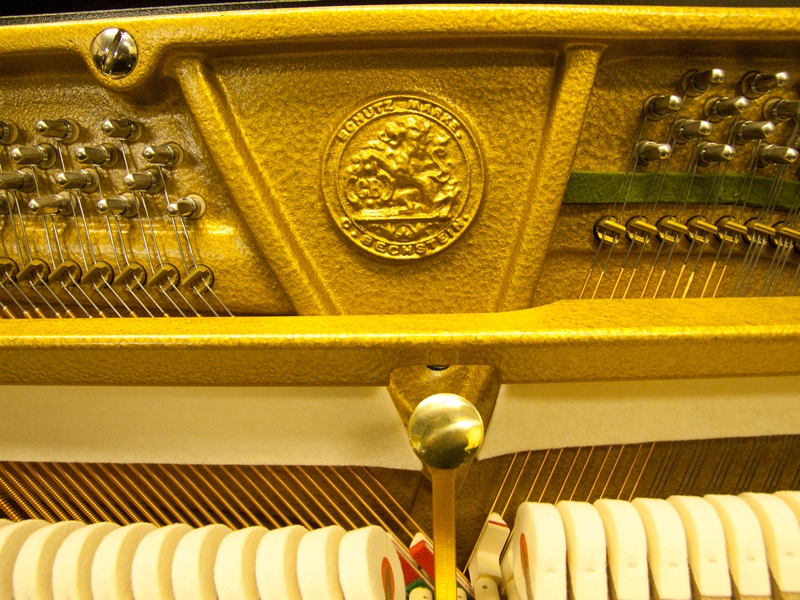 Bechstein Advance