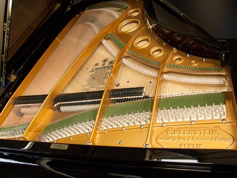Bechstein V (5) grand Piano in bright black – Gallery image – Roberts Pianos Oxford