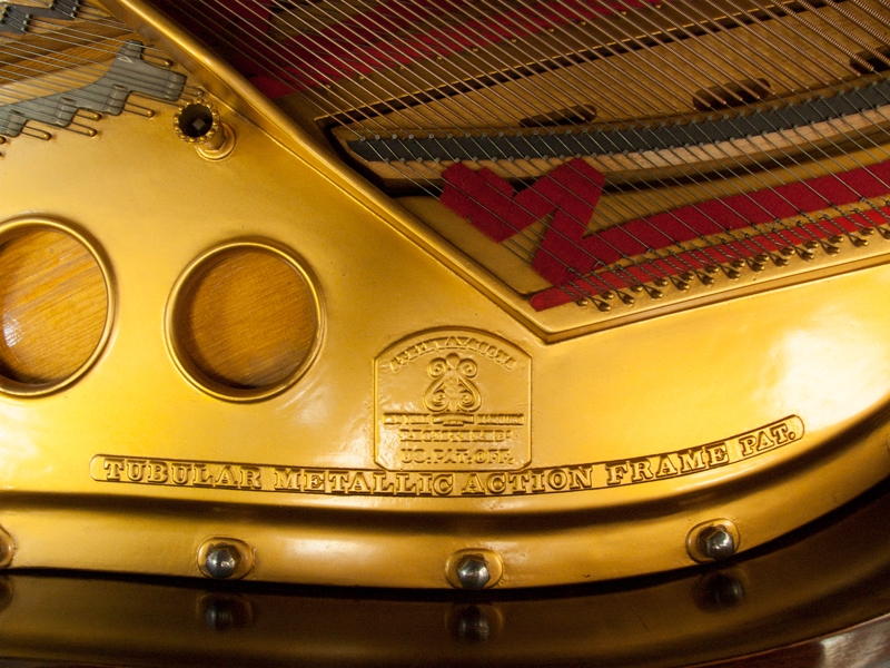 Steinway O