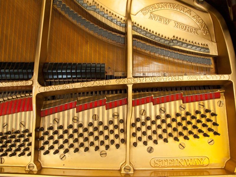 Steinway O grand Piano in Rosewood – Gallery image – Roberts Pianos Oxford