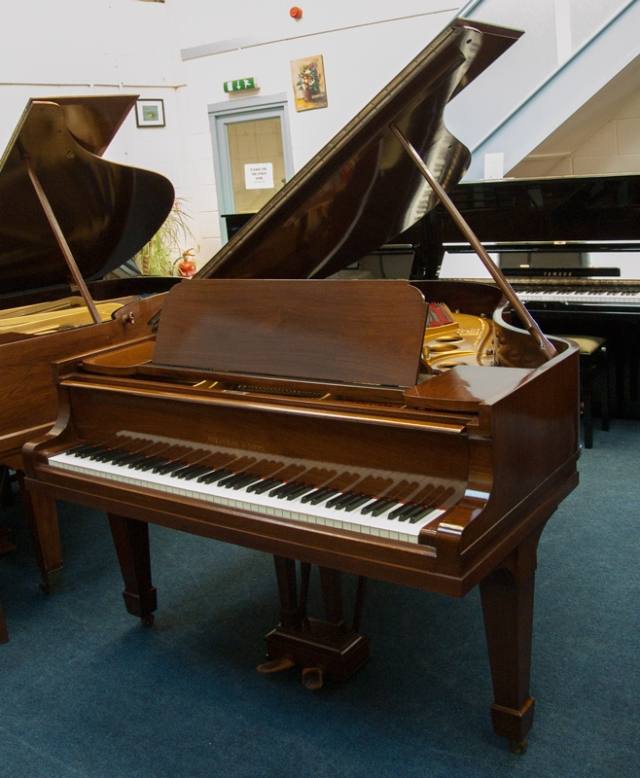Steinway O grand Piano in Rosewood – Inventory thumbnail – Roberts Pianos Oxford