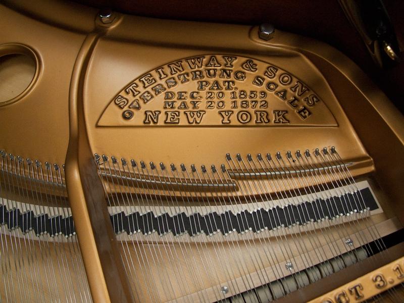 Steinway O grand Piano in bright-black – Gallery image – Roberts Pianos Oxford