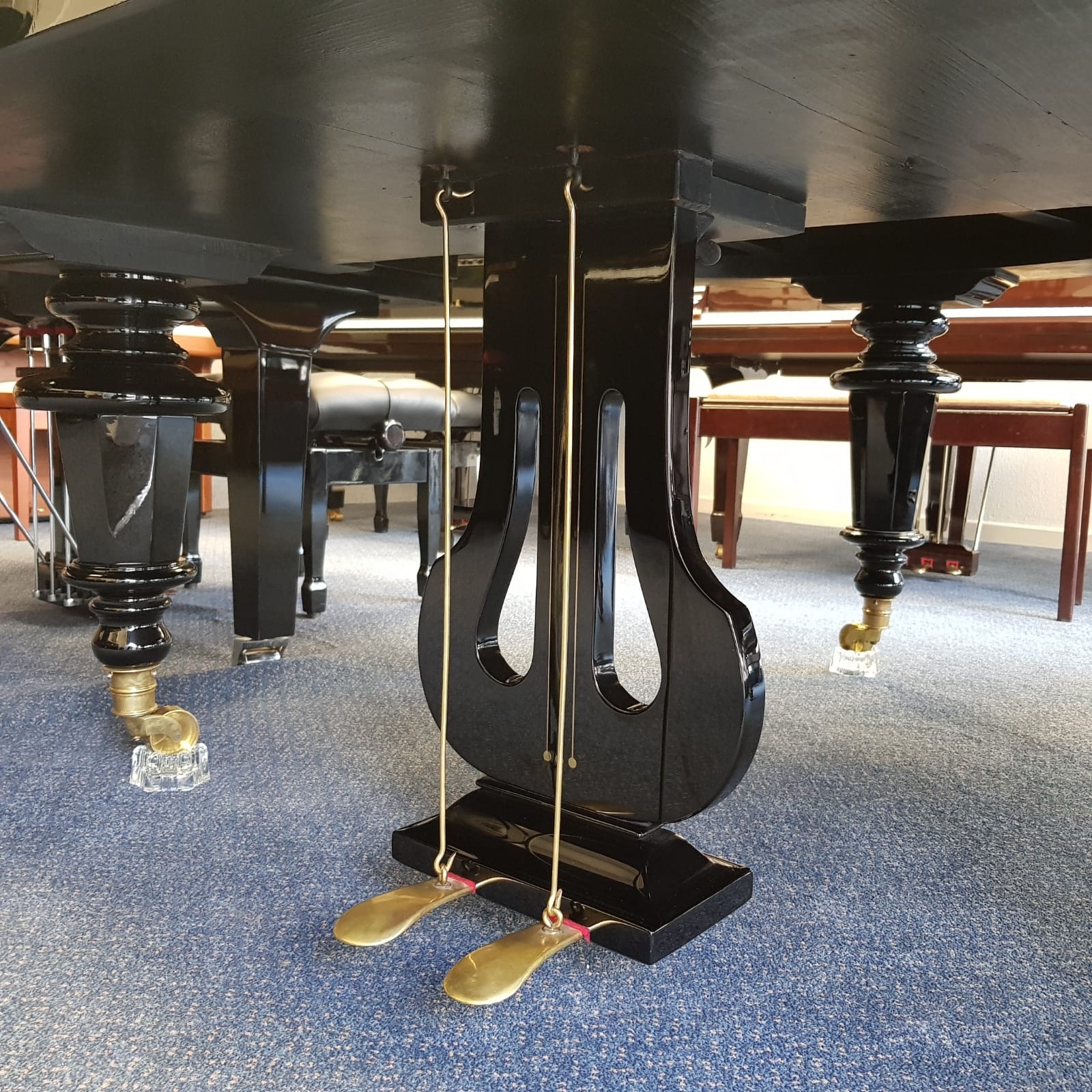 Bosendorfer 170 grand Piano in black – Gallery image – Roberts Pianos Oxford