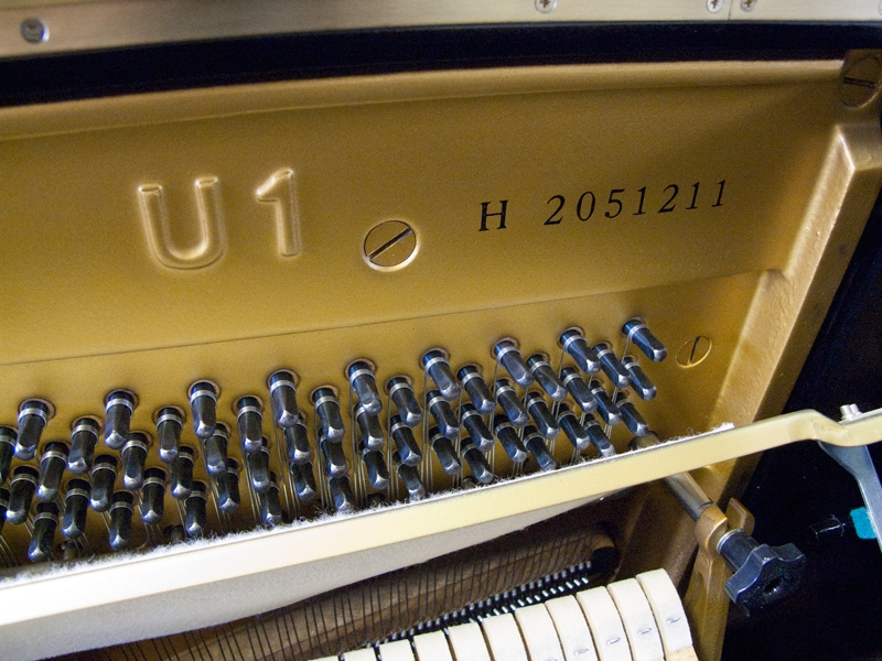 Yamaha U1H